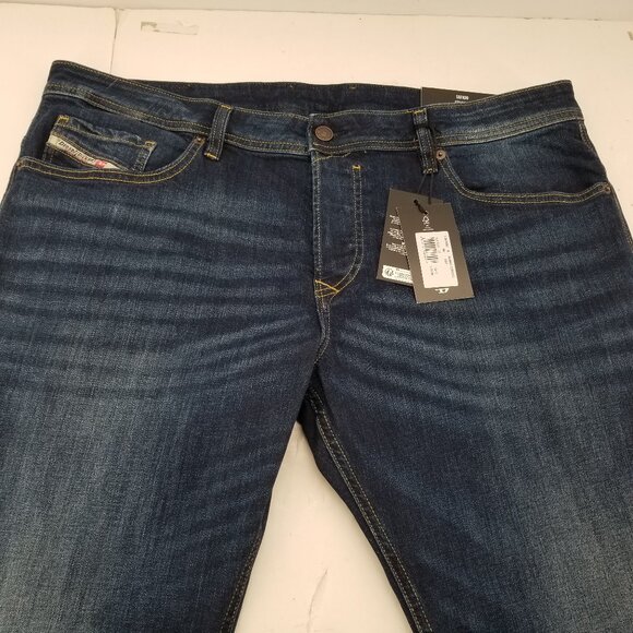 DIESEL Jeans Mens Safado Straight Leg NWT Dark Wash Blue RB065 Button Fly 38 x32 - Picture 4 of 16